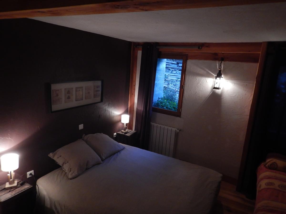 Danse L'Ombre Curel (Alpes-de-Haute-Provence) Room photo
